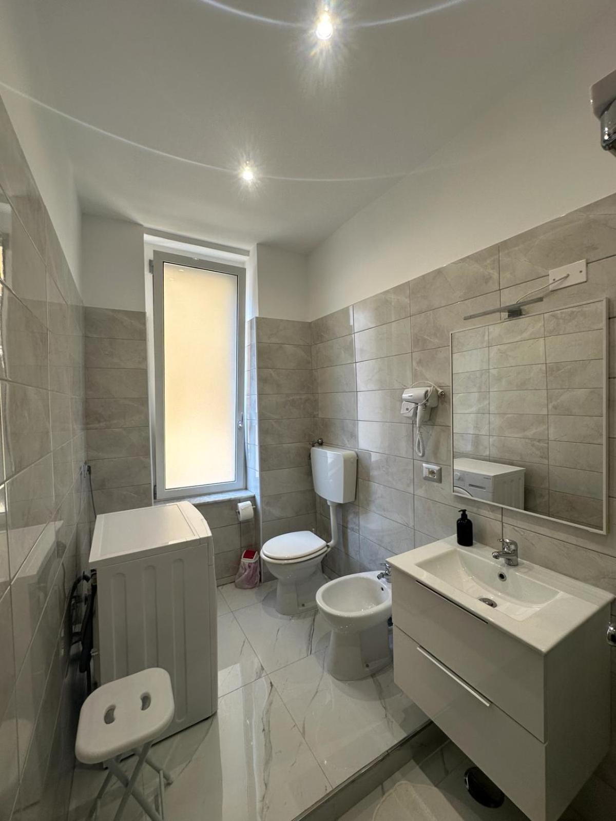M2 Apartment Неаполь Экстерьер фото