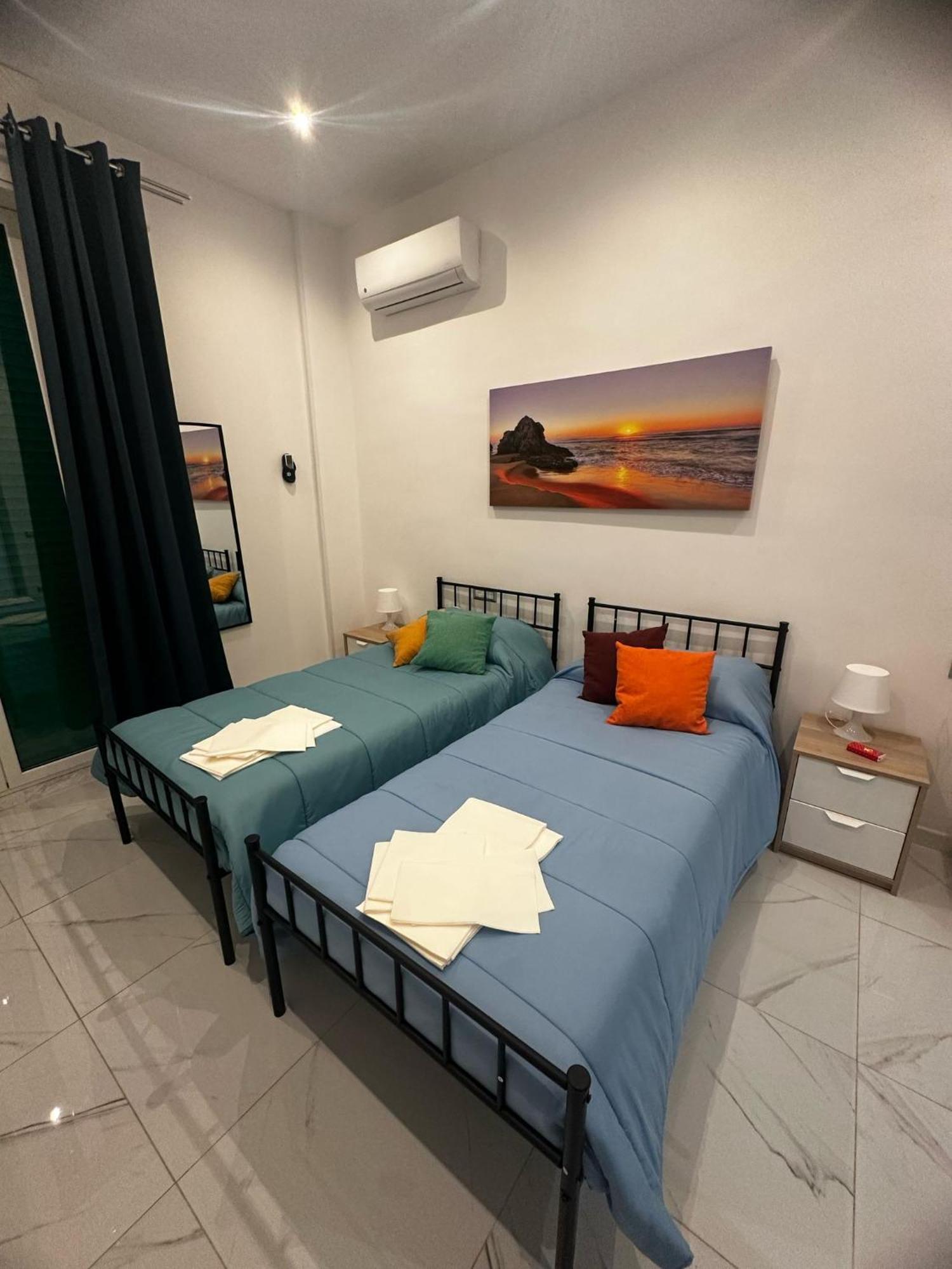 M2 Apartment Неаполь Экстерьер фото